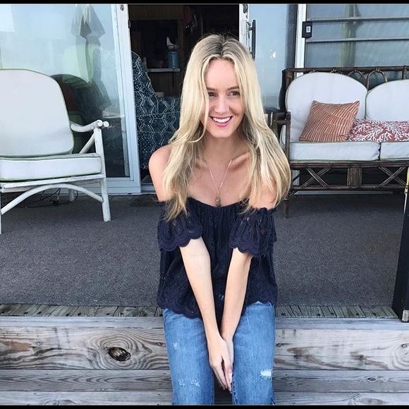 Top - Picture 3 of 4